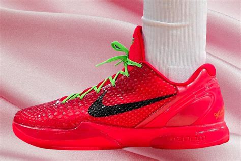 grinches nike fake|nike kobe 6 grinch price.